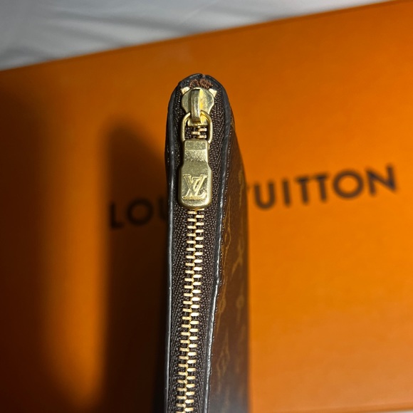 Louis Vuitton Étui Voyage GM - Picture 5 of 8